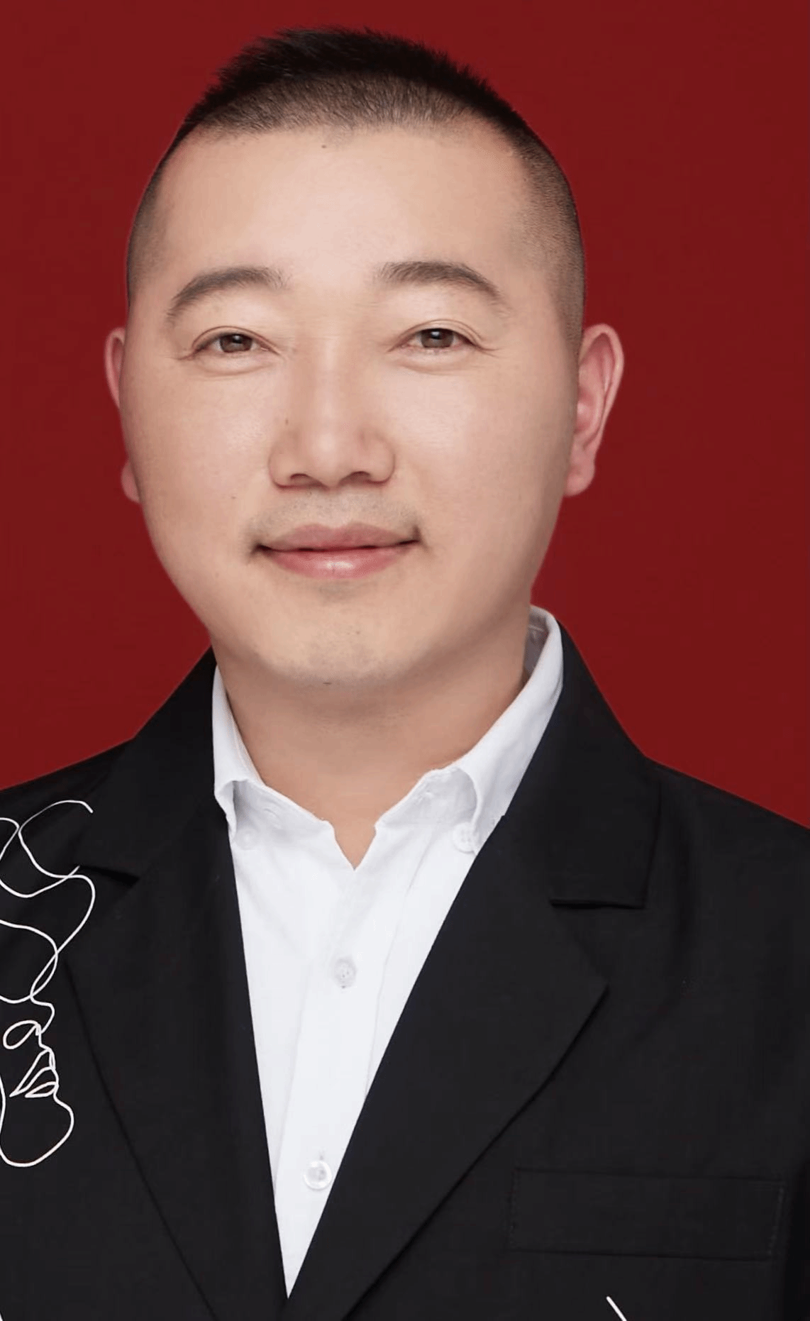 金龙云个人照片