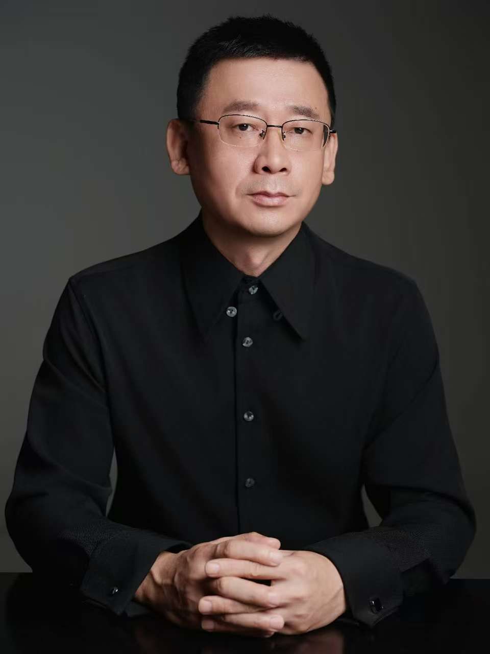 朱明仕个人照片